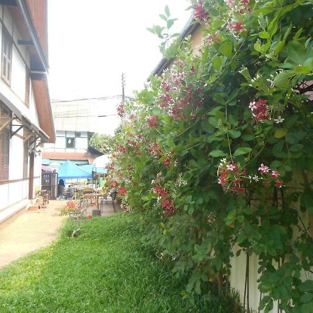 Le Bougainvillier Hotel Luang Prabang Exterior photo