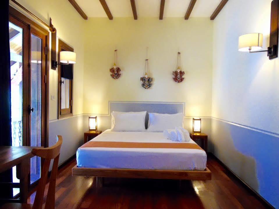 Le Bougainvillier Hotel Luang Prabang Exterior photo
